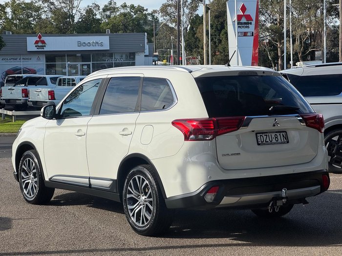 2016 Mitsubishi Outlander LS
