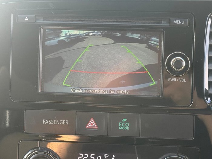 2016 Mitsubishi Outlander LS