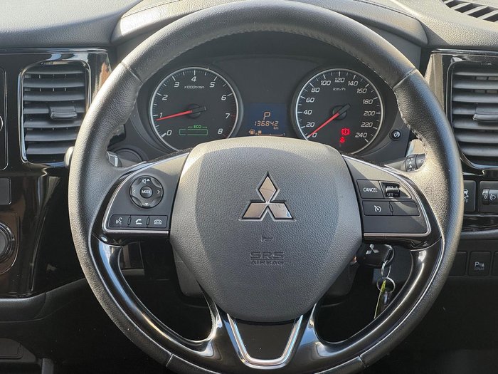2016 Mitsubishi Outlander LS
