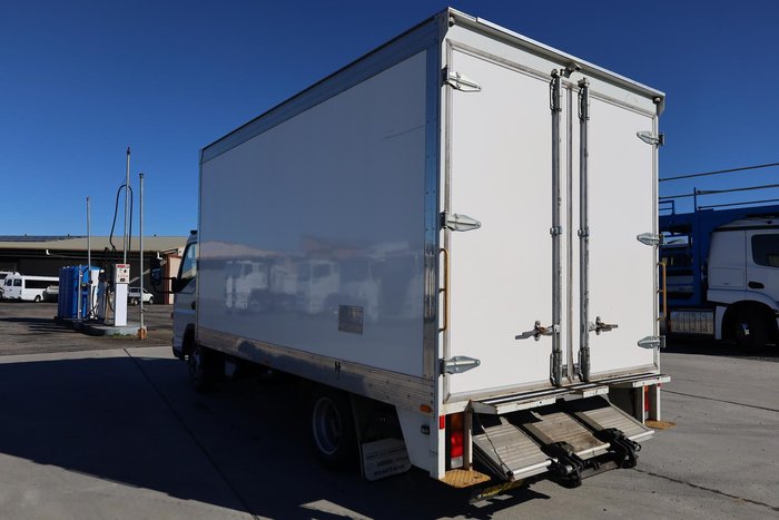 2021 Fuso Canter 515 White