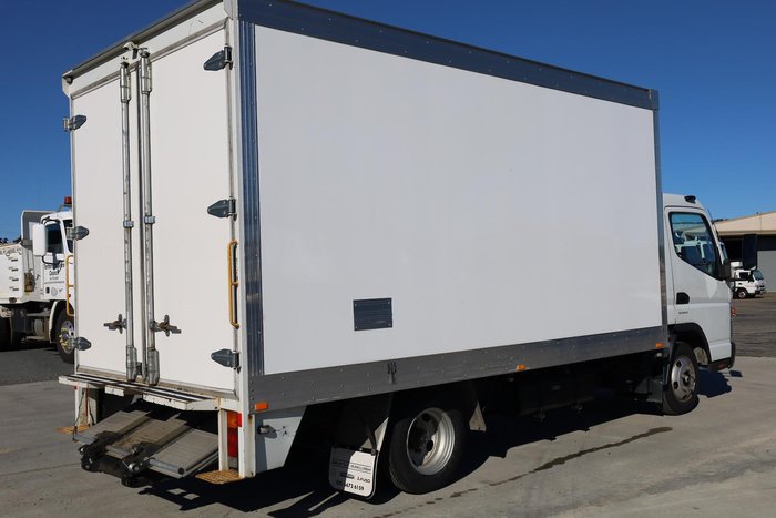 2021 Fuso Canter 515