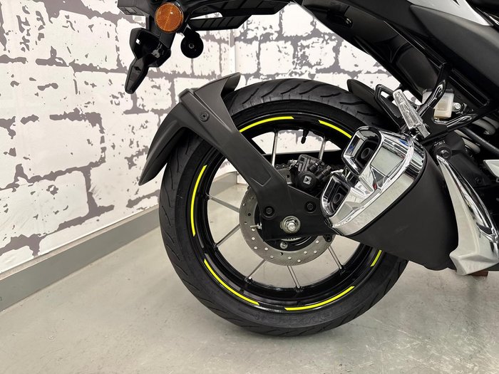 2026 Suzuki Gixxer SF 250 Gixxer White
