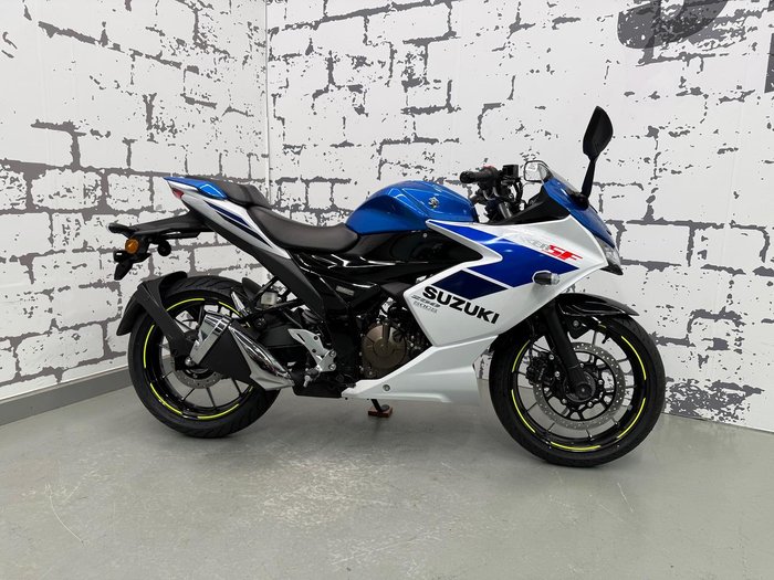 2026 Suzuki Gixxer SF 250 Gixxer White