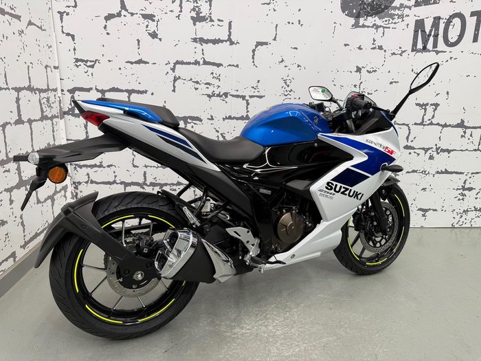 2026 Suzuki Gixxer SF 250 Gixxer White