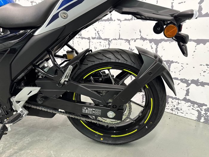 2026 Suzuki Gixxer SF 250 Gixxer White