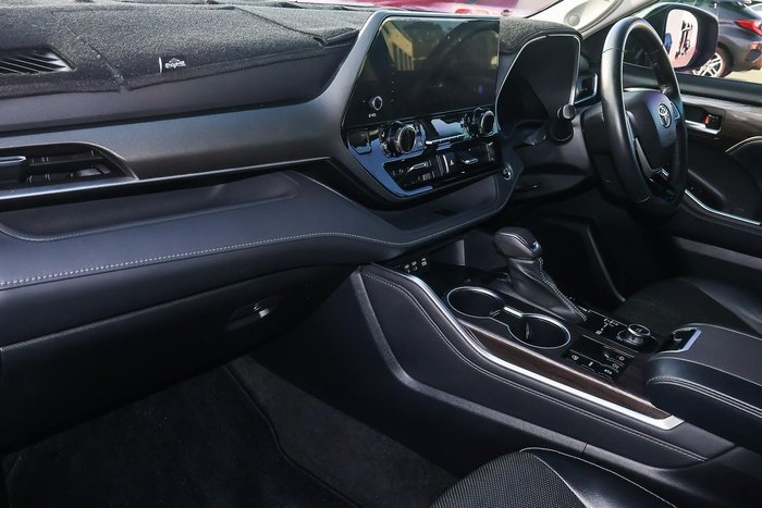 2023 Toyota Kluger Grande