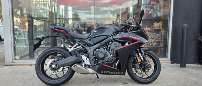 2025 Honda CBR650R MAT BLACK