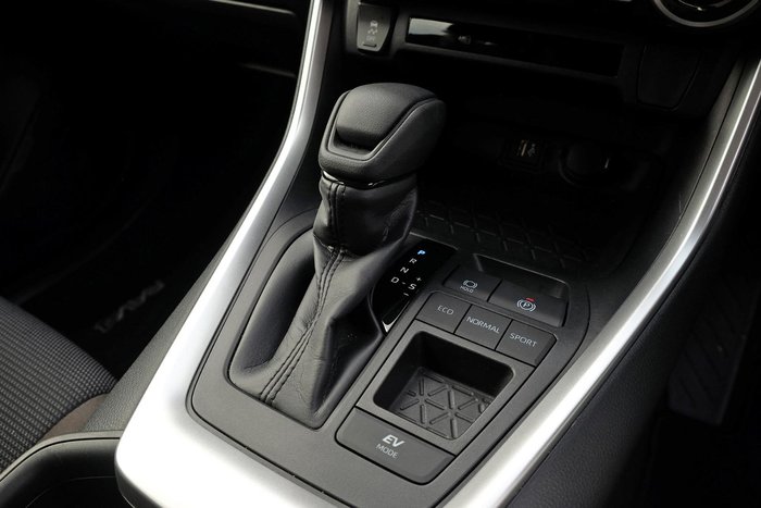 2025 Toyota RAV4 GX