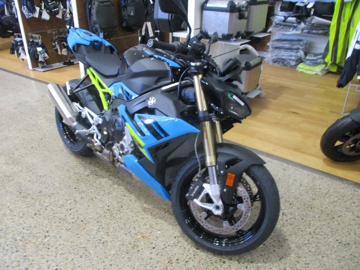2026 BMW Motorrad S 1000 R BLUE