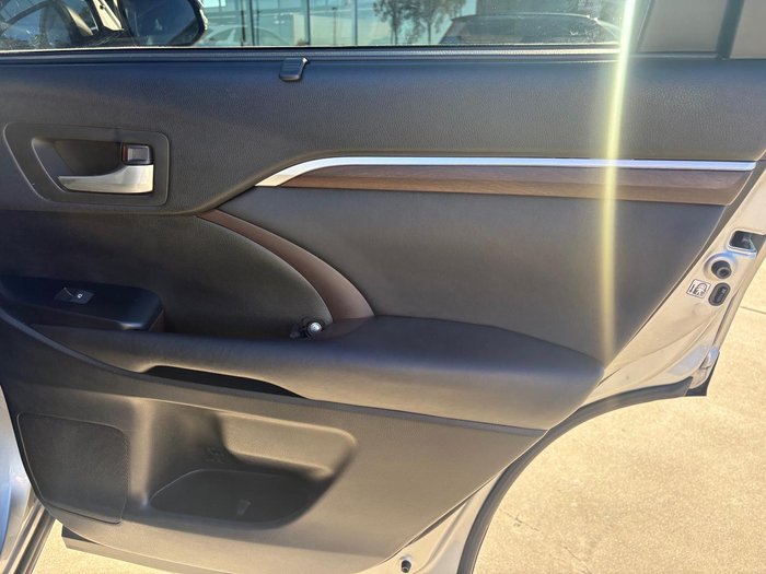 2016 Toyota Kluger Grande