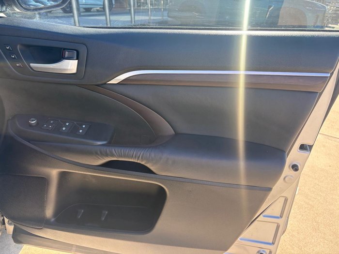 2016 Toyota Kluger Grande