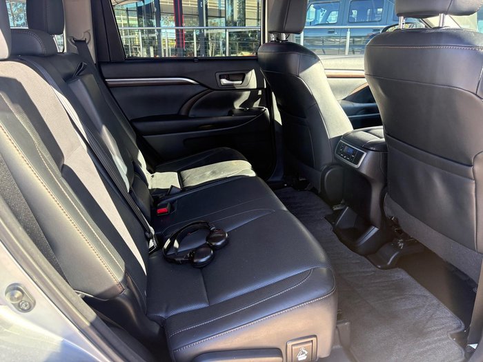 2016 Toyota Kluger Grande