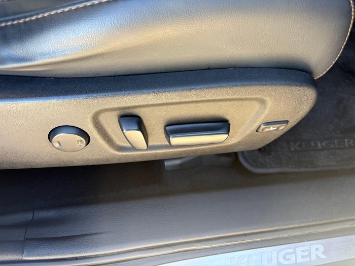 2016 Toyota Kluger Grande