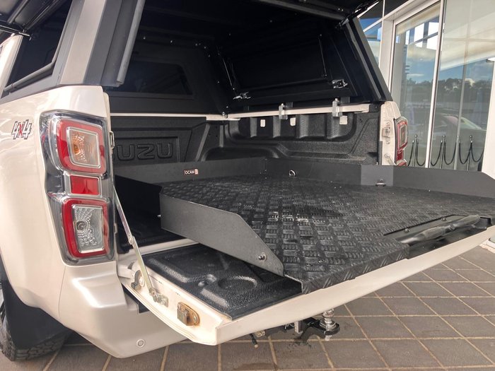 2022 Isuzu D-MAX LS-U+