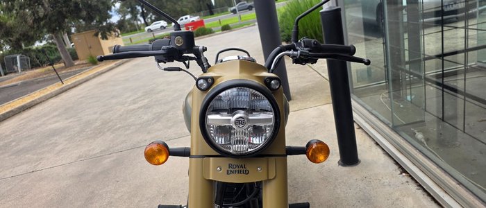 2025 Royal Enfield (see Also Enfiel CLASSIC 350 BEIGE