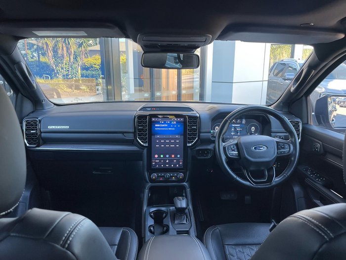 2023 Ford Everest Platinum