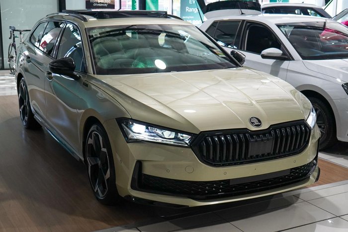 2026 SKODA Superb 195TSI Sportline
