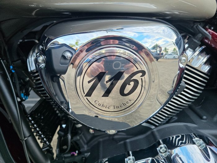 2025 Indian ROADMASTER CLASSIC MAROON