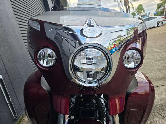 2025 Indian ROADMASTER CLASSIC MAROON