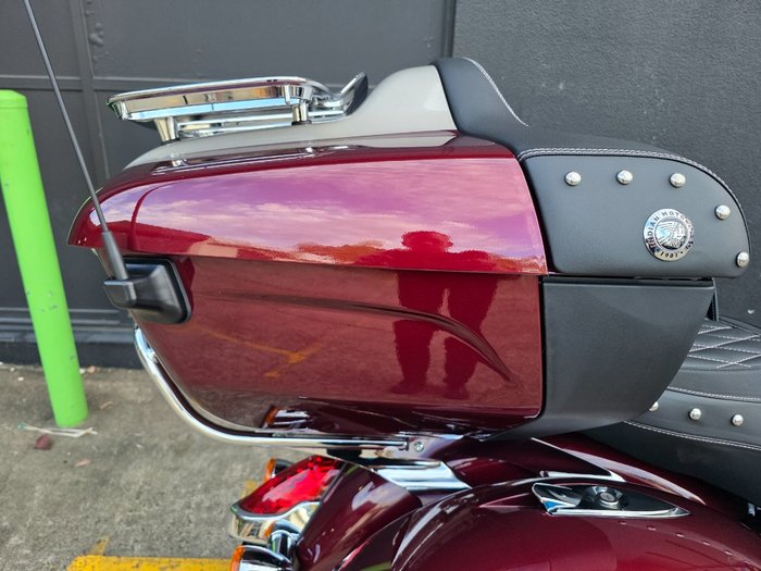 2025 Indian ROADMASTER CLASSIC MAROON