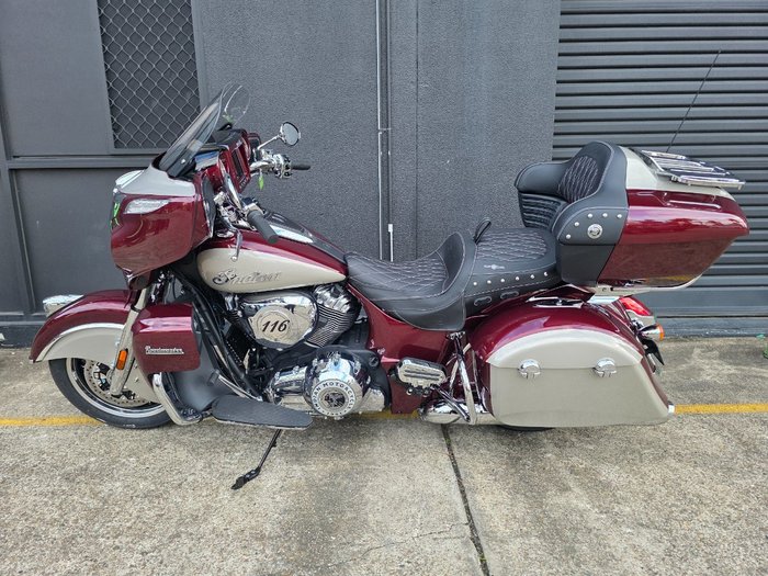 2025 Indian ROADMASTER CLASSIC MAROON