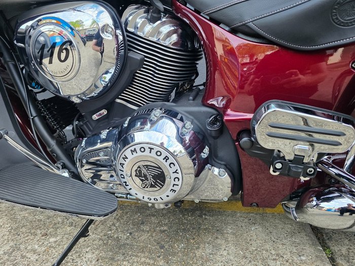 2025 Indian ROADMASTER CLASSIC MAROON