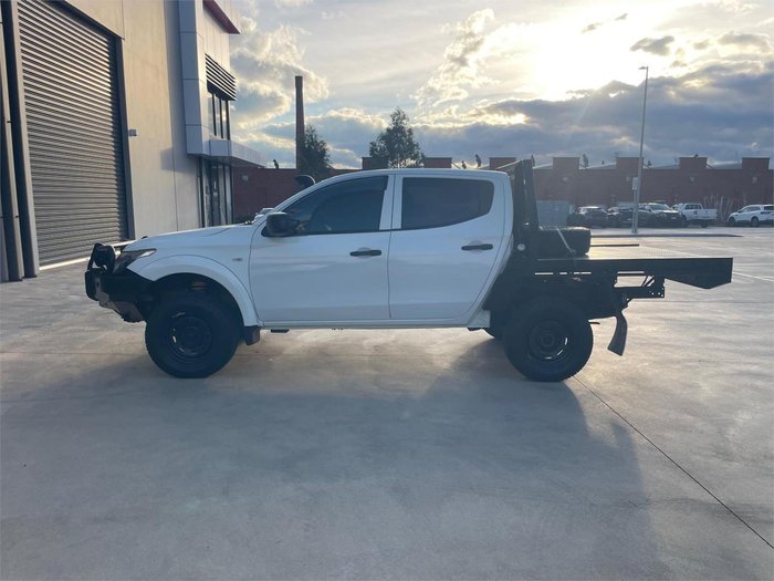 2017 Mitsubishi Triton GLX