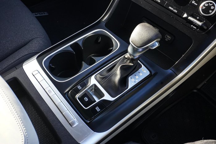 2023 Kia Carnival S