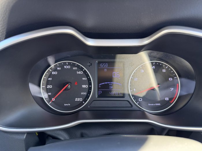 2021 MG ZS Excite AZS1 MY21 Dover White