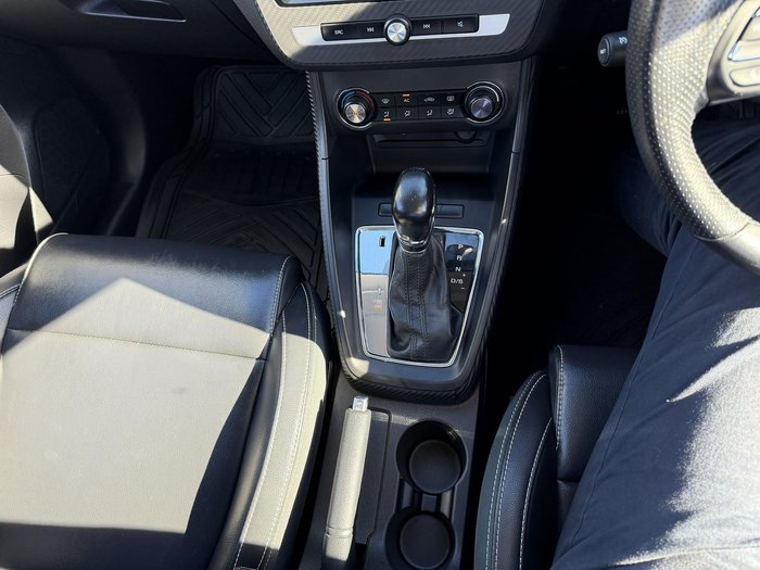 2021 MG ZS Excite AZS1 MY21 Dover White