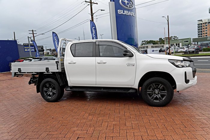 2023 Toyota Hilux SR