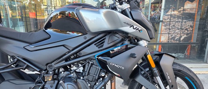 2024 CFMOTO 450 NK BLACK