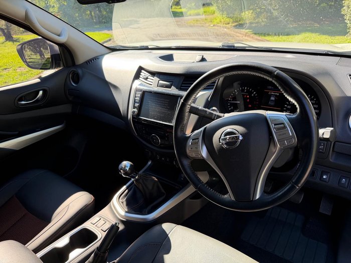 2020 Nissan Navara N-TREK