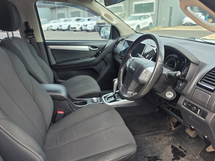 2018 Isuzu MU-X LS-M