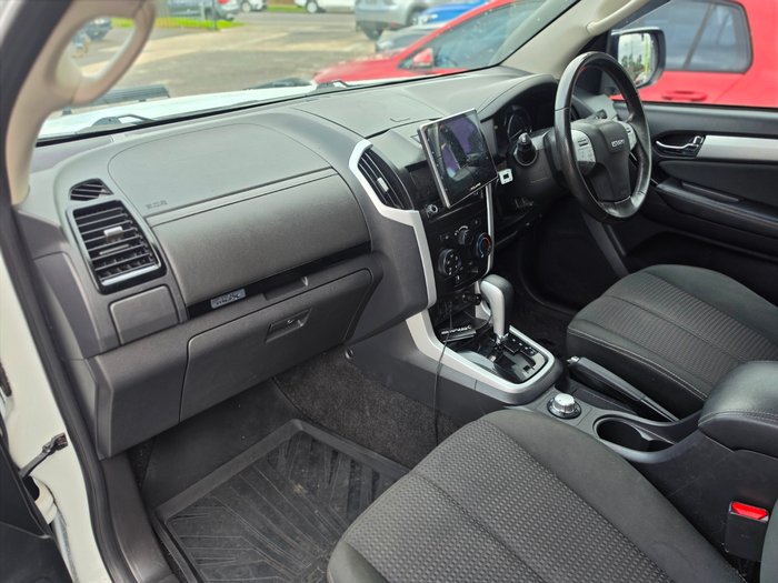 2018 Isuzu MU-X LS-M