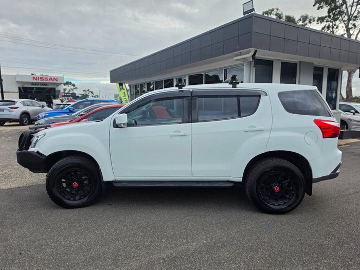 2018 Isuzu MU-X LS-M