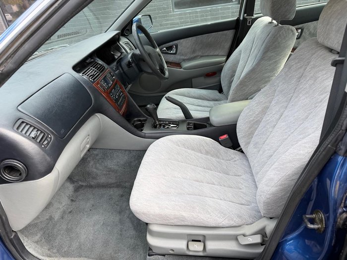 2002 Mitsubishi Verada Ei KJ MY02 Pacific Blue