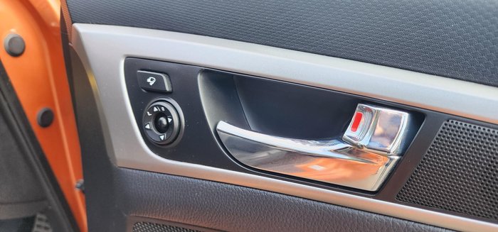2014 Hyundai Veloster +