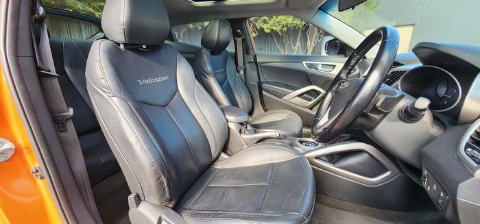2014 Hyundai Veloster +