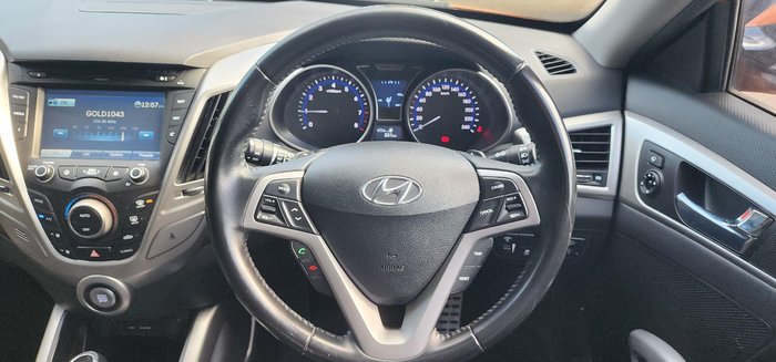 2014 Hyundai Veloster +