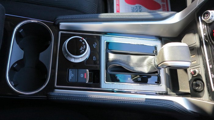 2020 Mitsubishi Pajero Sport GLX