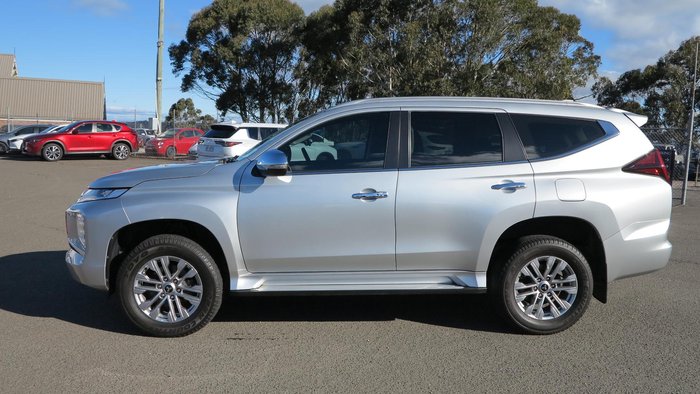 2020 Mitsubishi Pajero Sport GLX