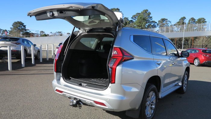 2020 Mitsubishi Pajero Sport GLX