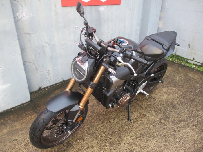 2024 Honda CB650R BLACK