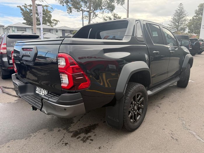2022 Toyota Hilux Rogue