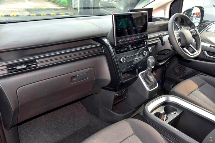 2026 Hyundai STARIA LOAD