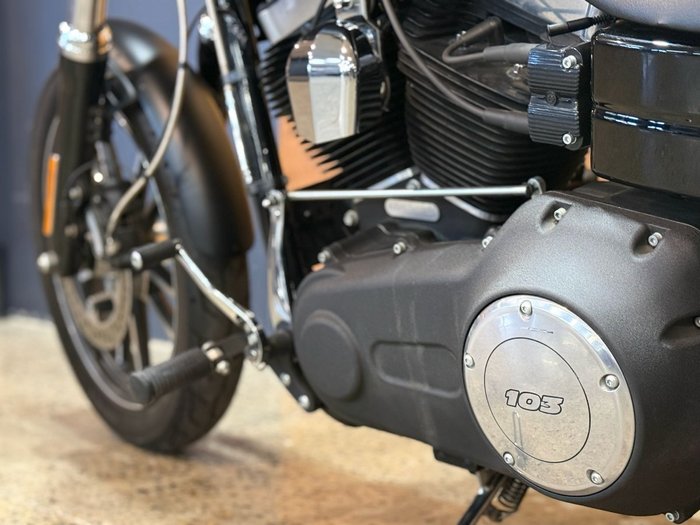 2016 HARLEY-DAVIDSON FXDB STREET BOB