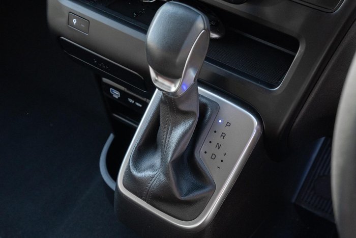 2024 Hyundai STARIA LOAD Premium