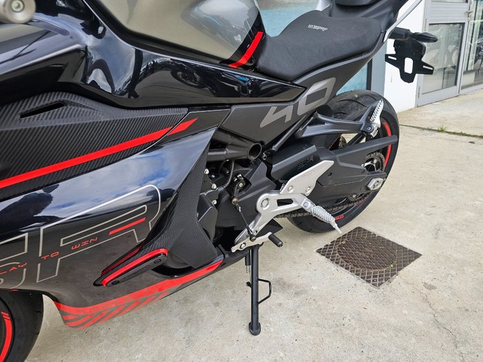 2024 CFMOTO 450 SR ABS Black