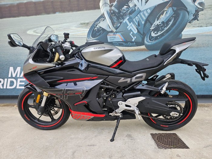 2024 CFMOTO 450 SR ABS Black